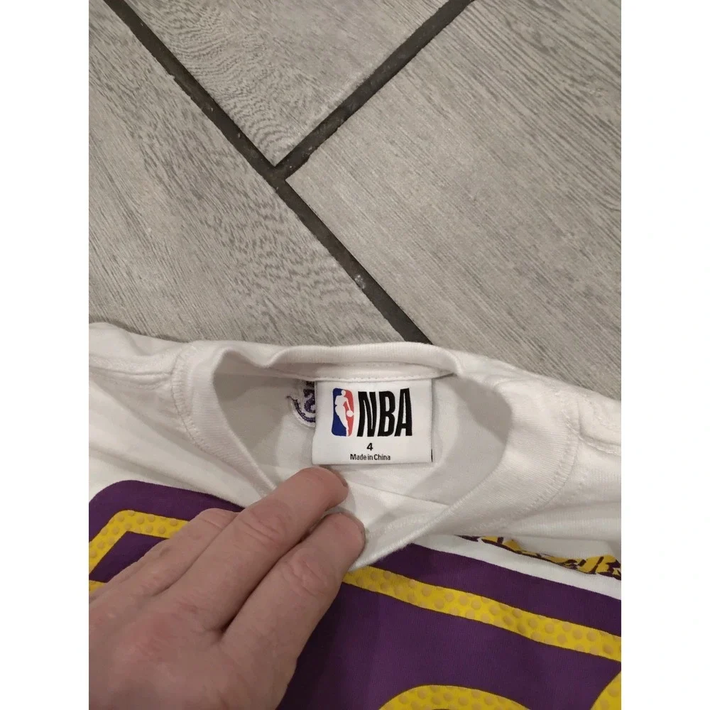 Kids Los Angeles Lakers‎ NBA White Basketball T Shirt Size 4